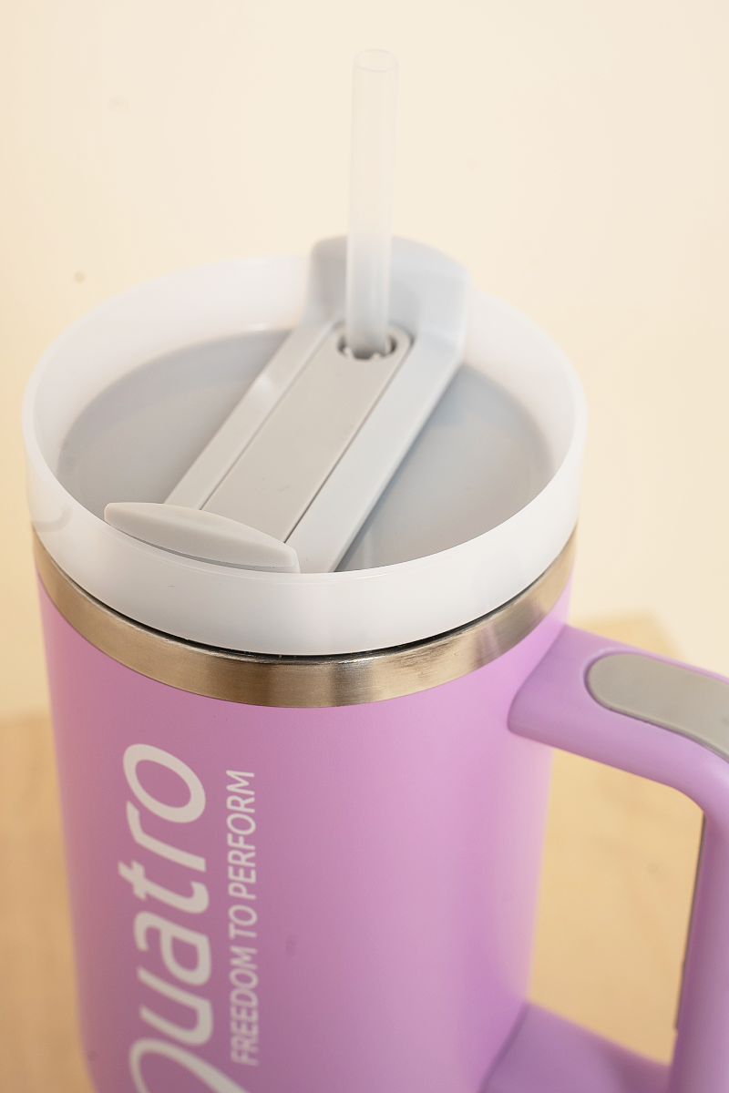 Quatro Purple Tumbler with Straw
