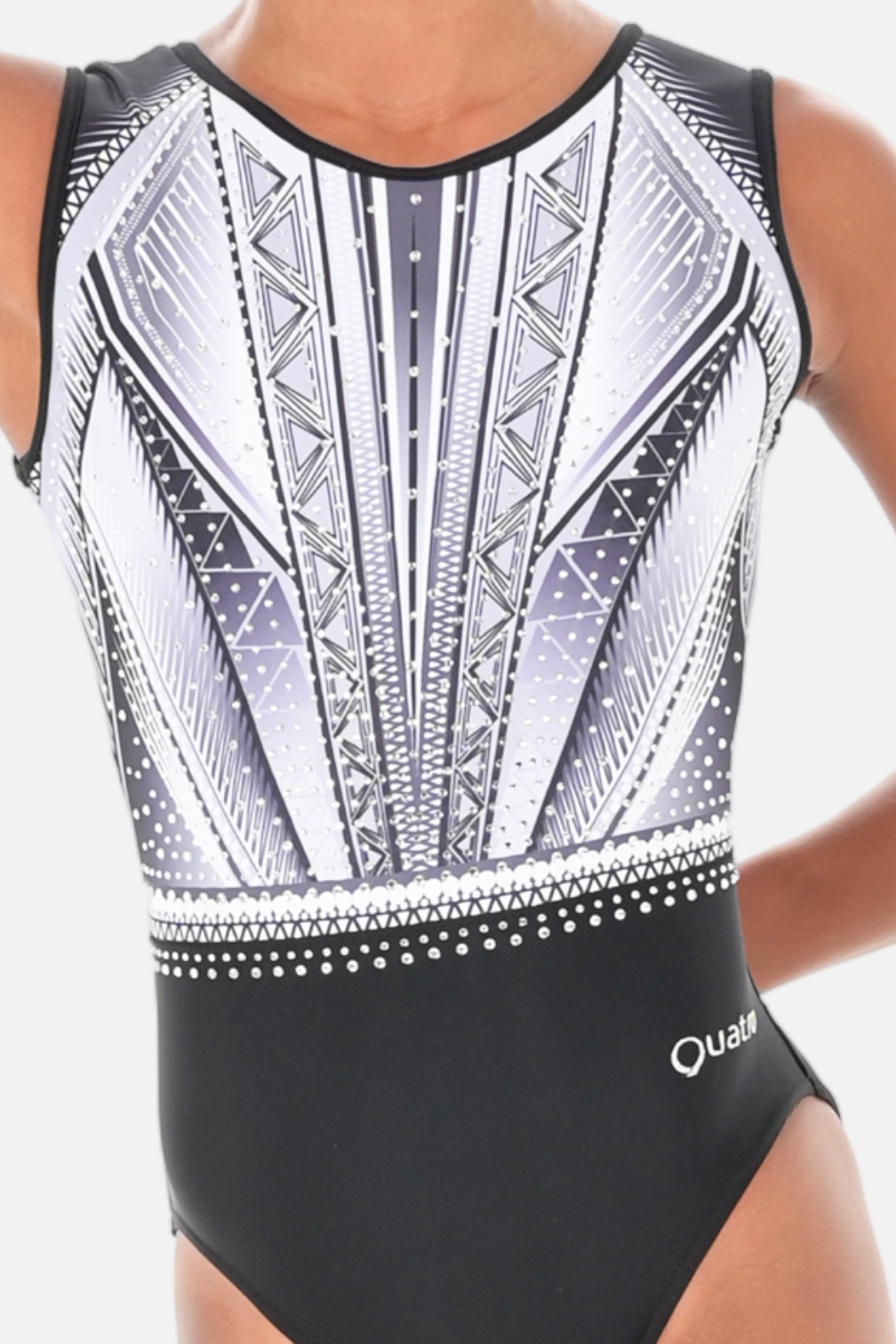 Achieve Short Sleeve Black and White